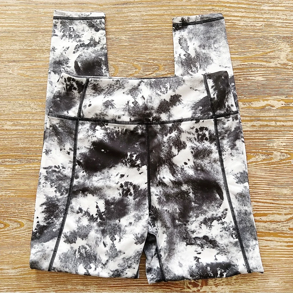 💖PLT Black Tie Dye Acid High Rise Gym Leggings💖 - Picture 2 of 6